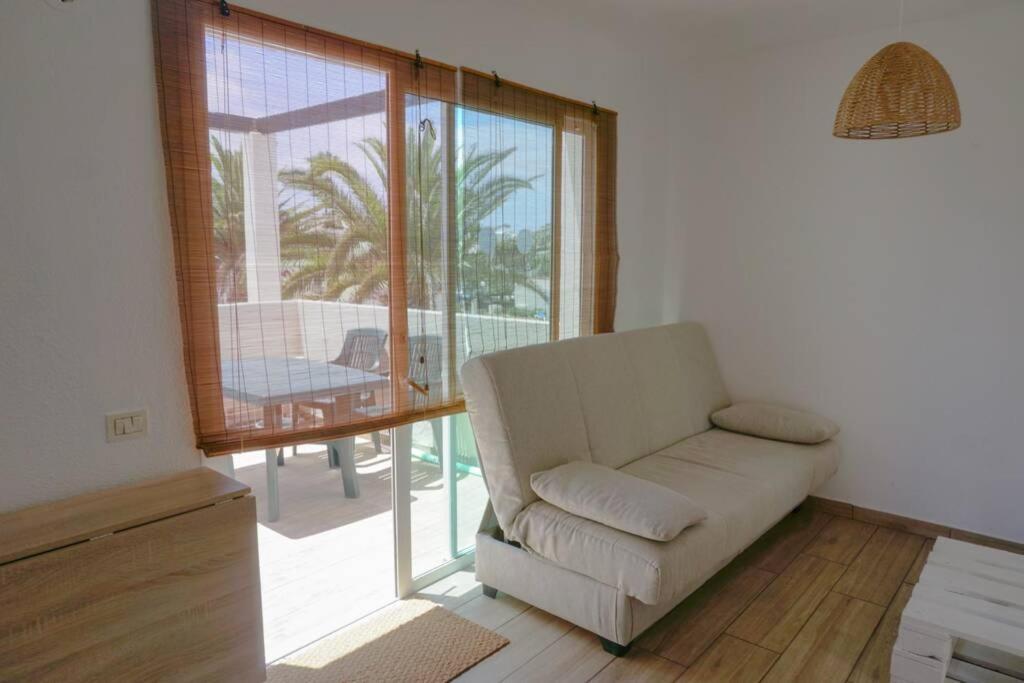 Apartamento Recien Reformado En Centro A Tres Minutos De La Playa Lägenhet Corralejo Exteriör bild